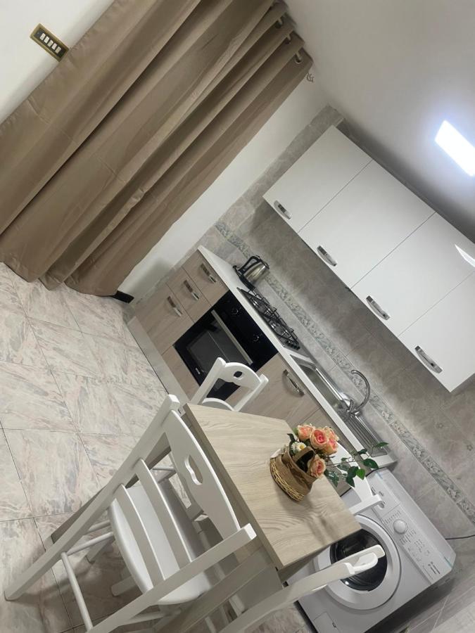 Casa Vacanza La Serenella Apartment Napoli Bagian luar foto