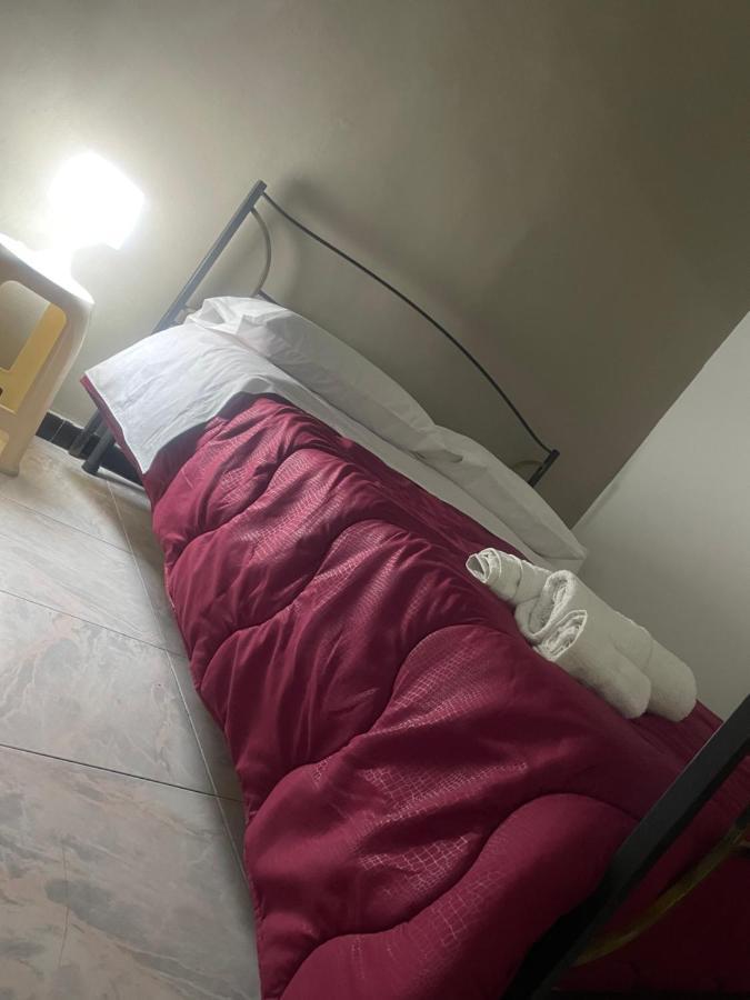 Casa Vacanza La Serenella Apartment Napoli Bagian luar foto